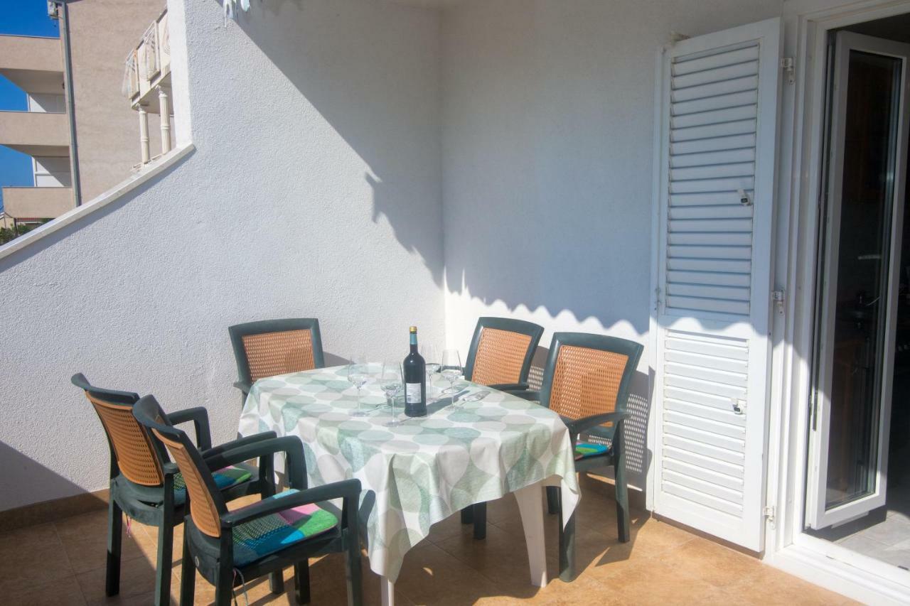 Apartments Vinka Trogir Buitenkant foto